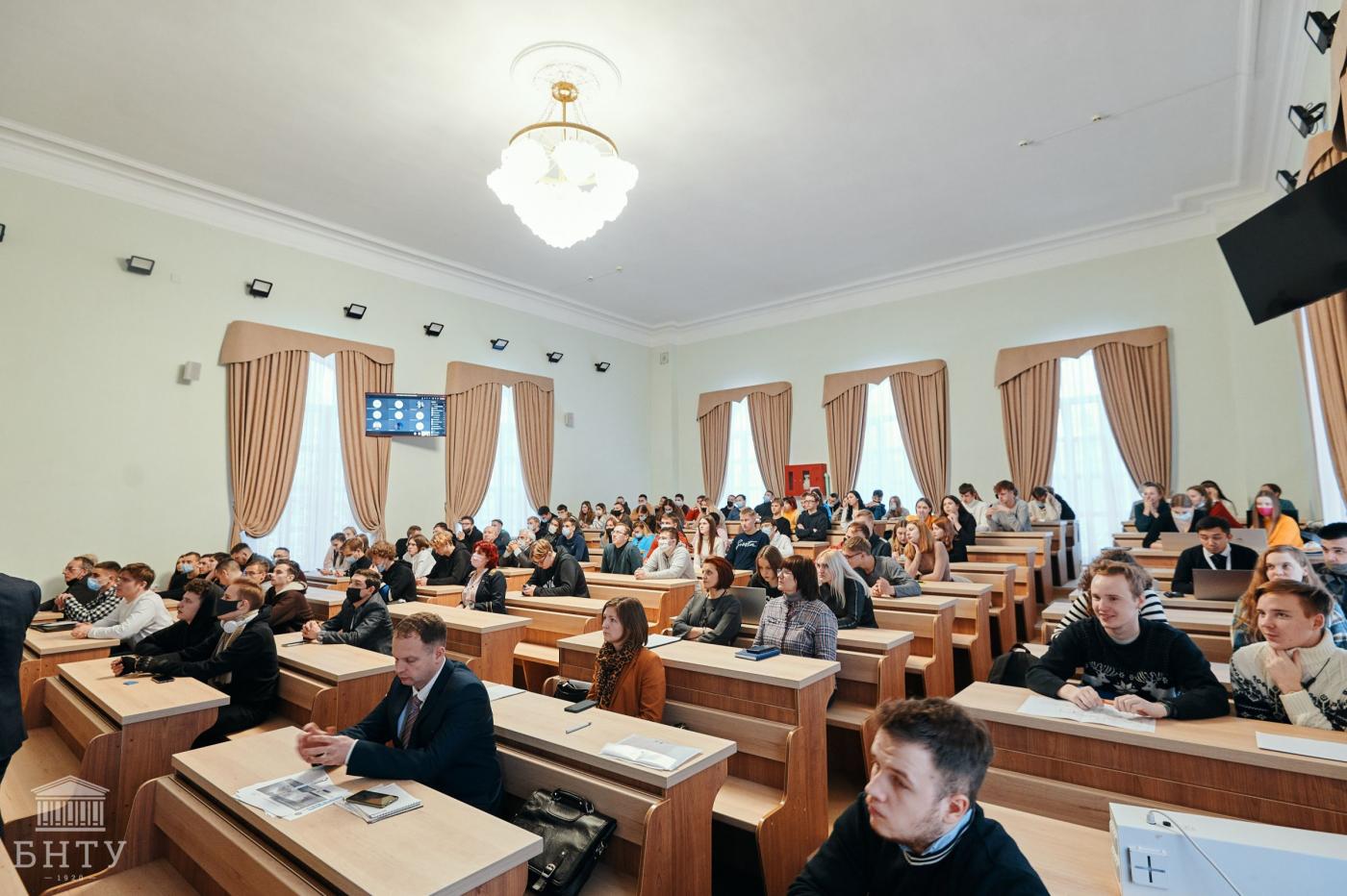 С целью популяризации инженерного образования